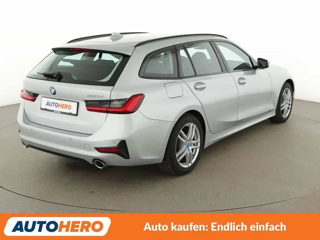 BMW 320 d Sport Line Aut.*NAVI*LED*PDC*ACC*SHZ*ALU* 08/2020-photo-5