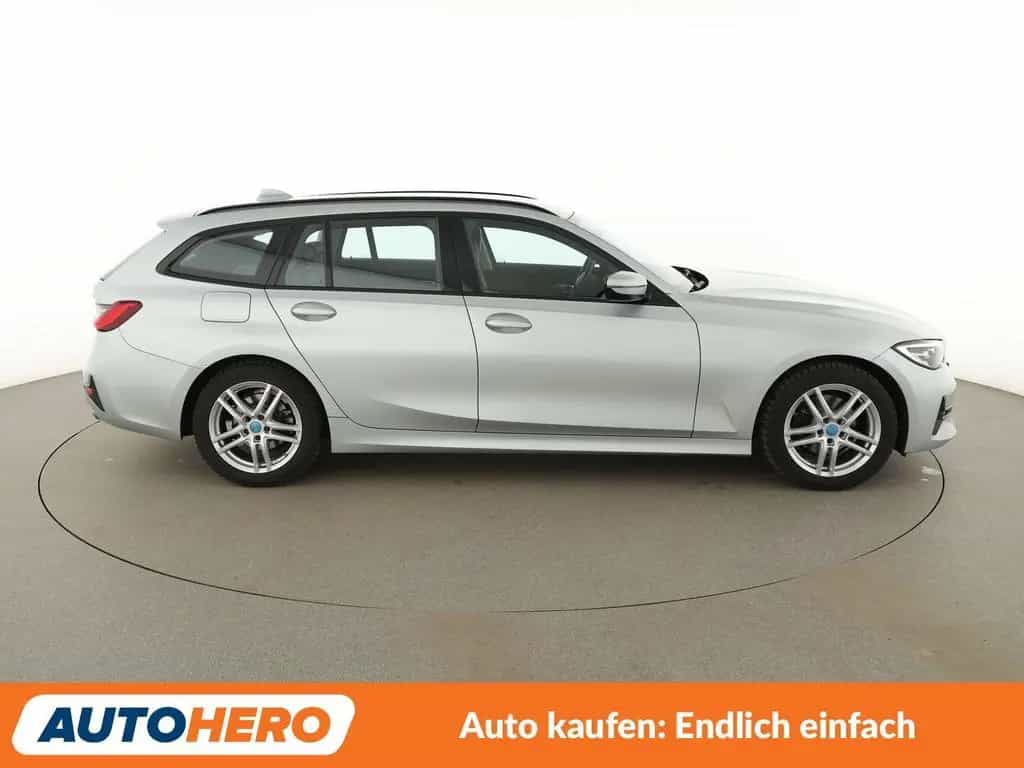 BMW 320 d Sport Line Aut.*NAVI*LED*PDC*ACC*SHZ*ALU* 08/2020-photo-6