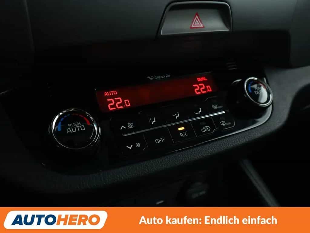 Kia Sportage 2.0 CRDi Spirit 4WD Aut*NAVI*XENON*PDC* 09/2015-photo-22