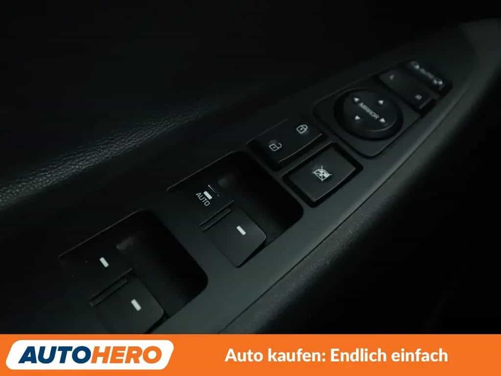Hyundai TUCSON 1.6 TGDI Advantage 4WD*NAVI*TEMPO*CAM*PDC 02/2017-photo-21