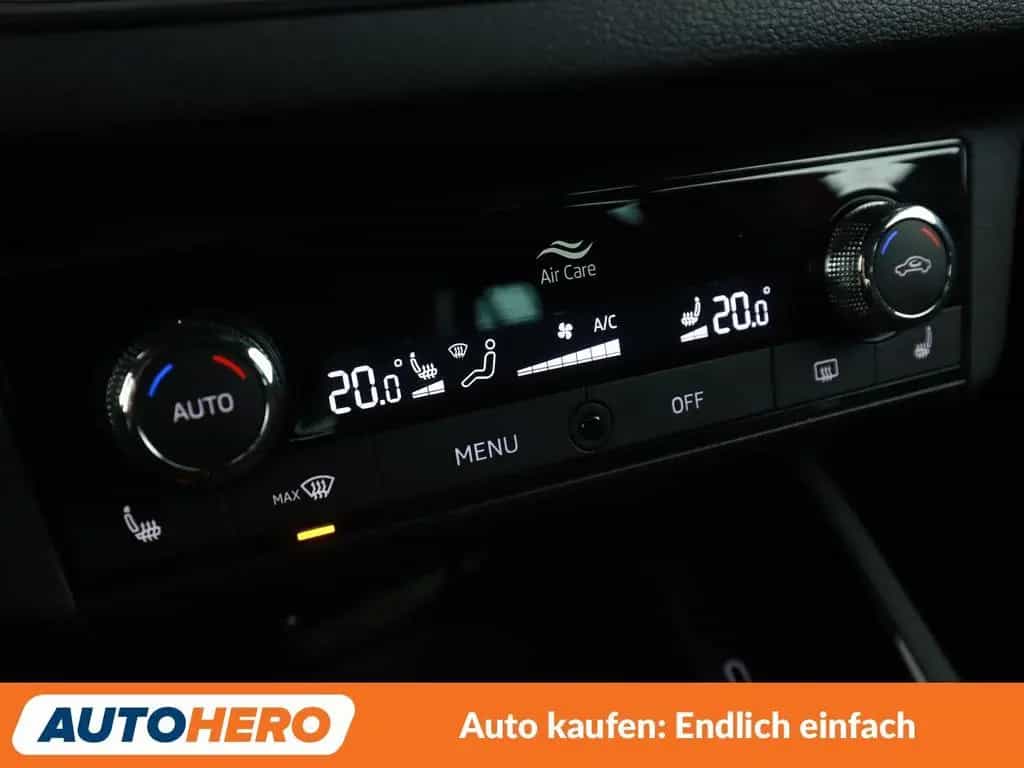 Skoda Scala 1.0 TSI Monte Carlo Aut*NAVI*LED*ACC*PDC* 01/2022-photo-24
