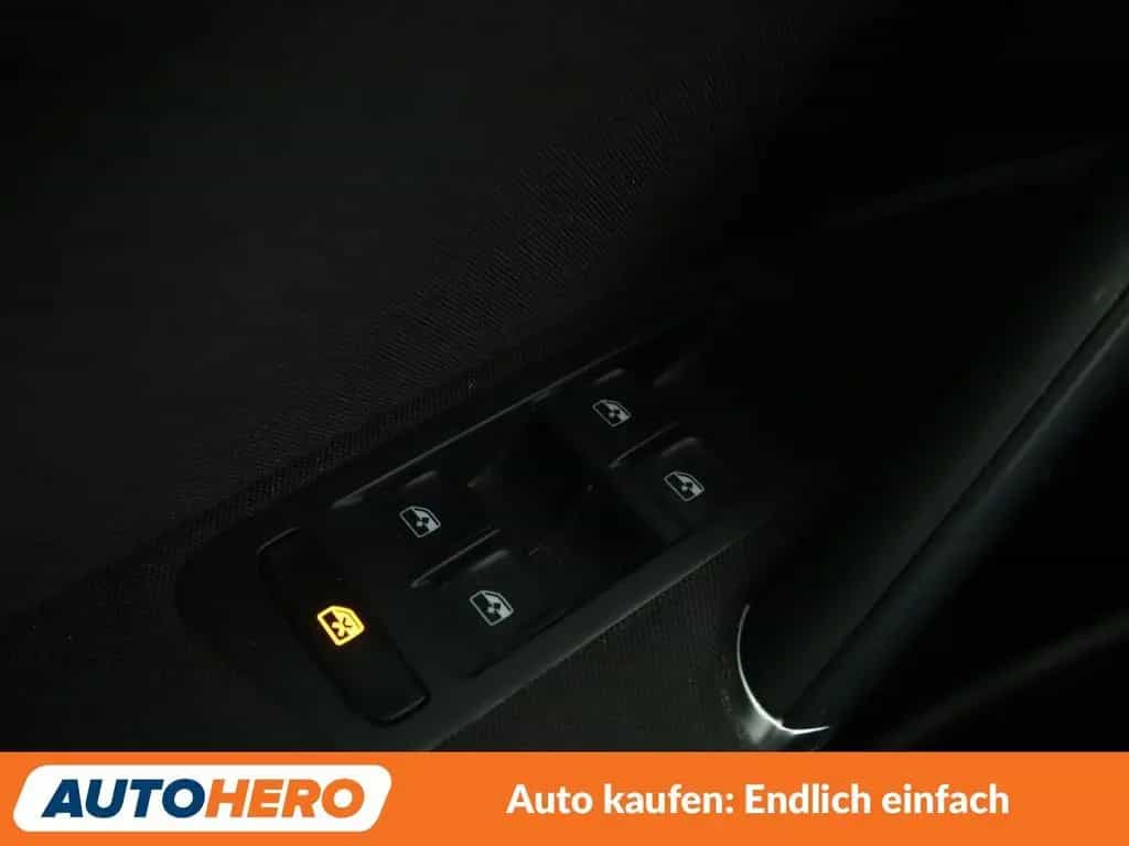 Volkswagen Golf VII 1.4 TSI Sound*NAVI*ACC*PDC* 12/2017-photo-25