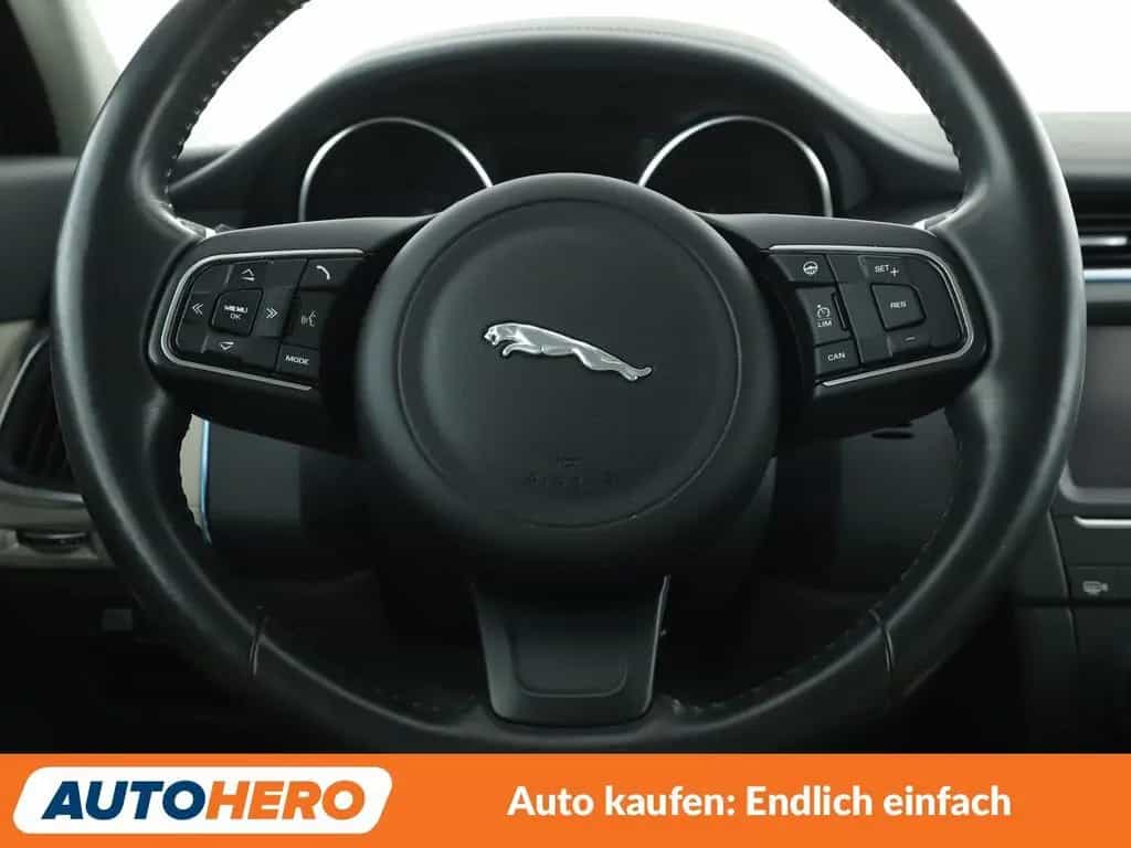 Jaguar E-Pace D180 S AWD Aut.*NAVI*TEMPO*CAM*PDC*SHZ* 09/2018-photo-18