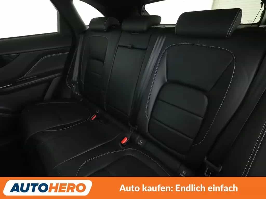 Jaguar F-Pace 30d R-Sport AWD Aut.*NAVI*TEMPO*CAM*PDC* 12/2018-photo-13