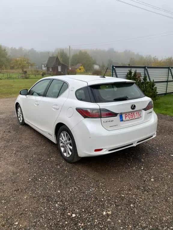 Lexus CT 200h 200h - 09/2012-photo-1