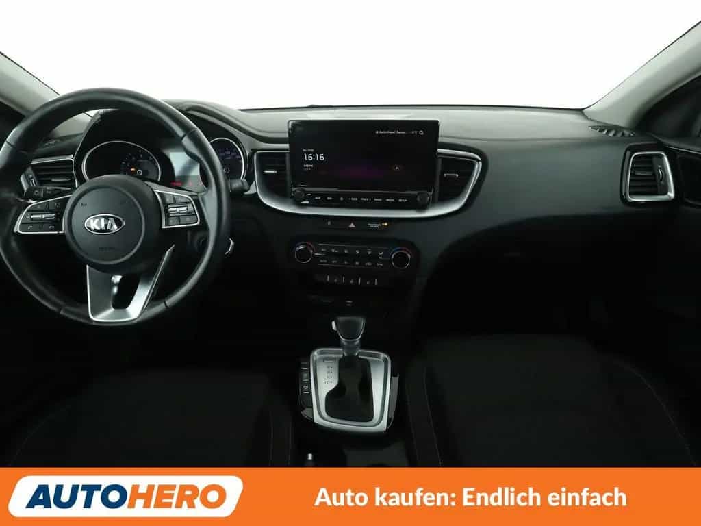 Kia cee'd / Ceed cee'd 1.4 TGDI Vision Aut.*NAVI*TEMPO*PDC*SHZ* 07/2020-photo-11