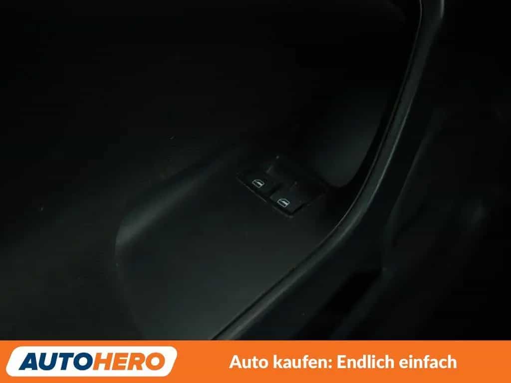 Seat Ibiza 1.0 TSI FR*NAVI*XENON*TEMPO*PDC*SHZ* 03/2016-photo-26