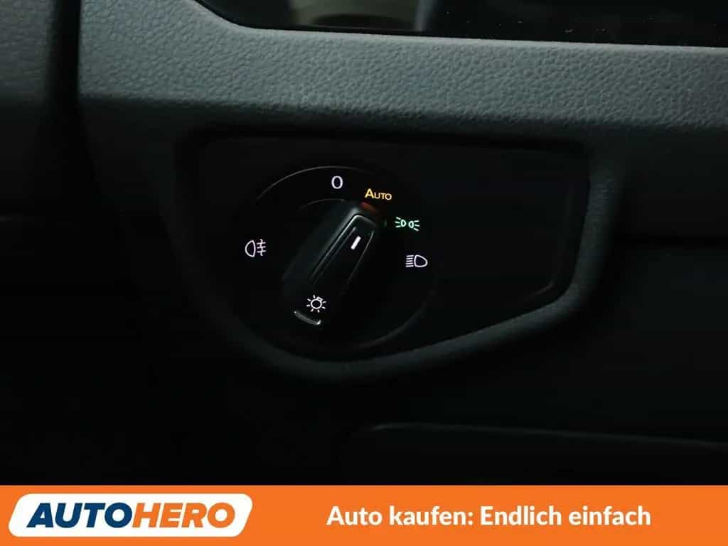 Volkswagen Touran 1.5 TSI ACT Highline BM Aut.*NAVI*LED*ACC 11/2018-photo-26