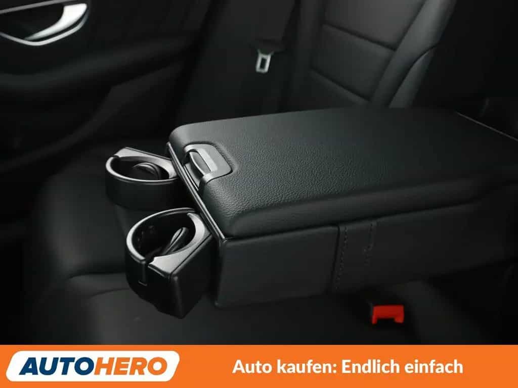 Mercedes-Benz C 300 T AMG Line Aut.*NAVI*CAM*LED*ACC*PANO*AHK* 08/2018-photo-27