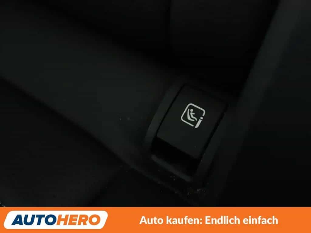 Mercedes-Benz C 300 T AMG Line Aut.*NAVI*CAM*LED*ACC*PANO*AHK* 08/2018-photo-28