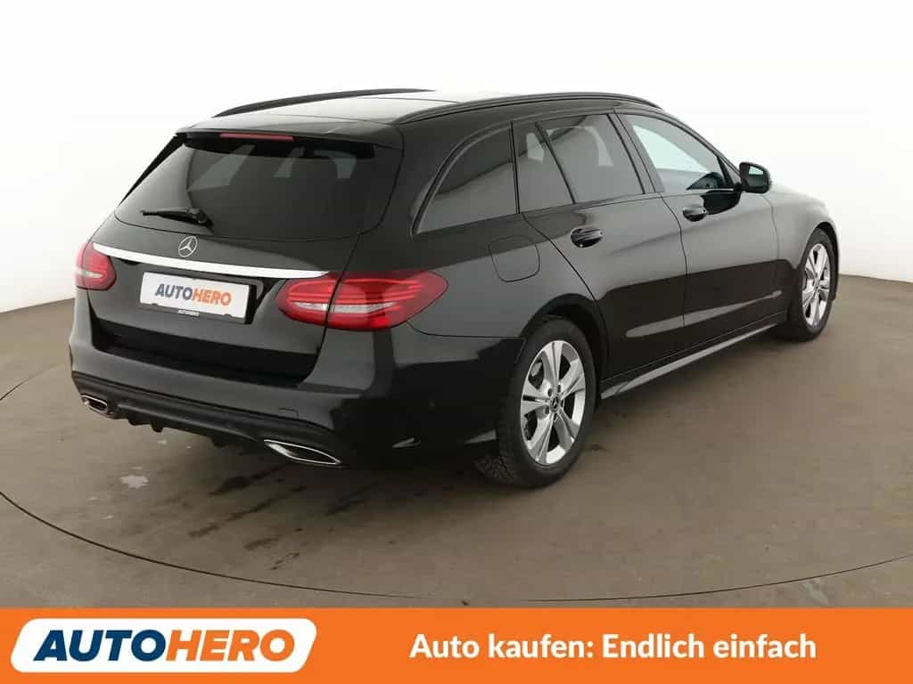 Mercedes-Benz C 300 T AMG Line Aut.*NAVI*CAM*LED*ACC*PANO*AHK* 08/2018-photo-5