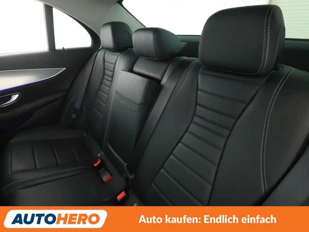Mercedes-Benz E 220 d Avantgarde Aut.*NAVI*LED*TEMPO*CAM*PDC* 07/2017-photo-13