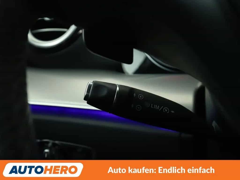 Mercedes-Benz E 220 d Avantgarde Aut.*NAVI*LED*TEMPO*CAM*PDC* 07/2017-photo-24
