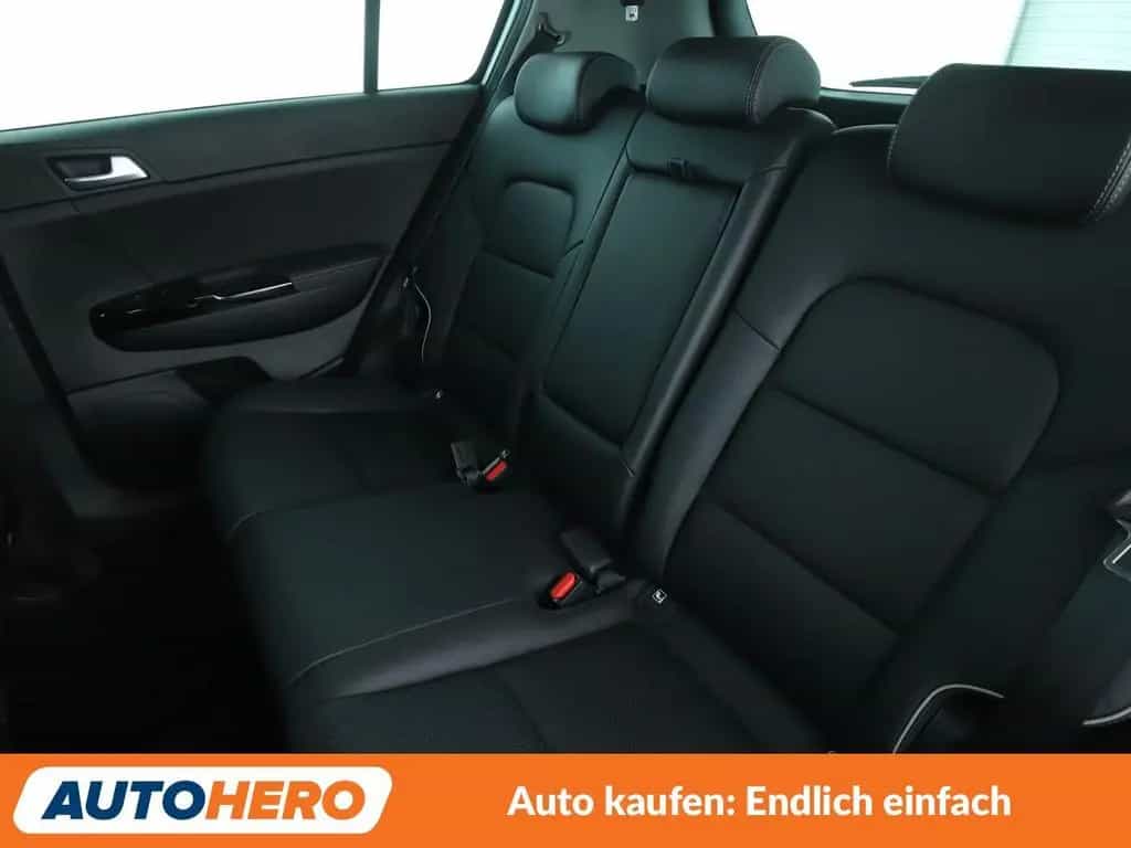 Kia Sportage 1.6 GDI Black Edition 2WD*NAVI*CAM*PDC* 09/2021-photo-13