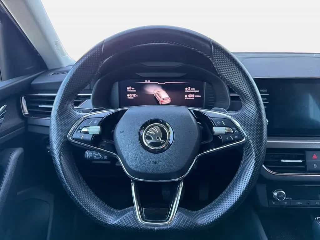 Skoda Kamiq 1.5 TSI Style FSH 18" AHK RFK LED 03/2021-photo-13