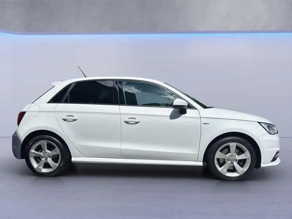 Audi A1 Sportback Sport Xenon/SHZ/PDC/Kessy 07/2016-photo-5