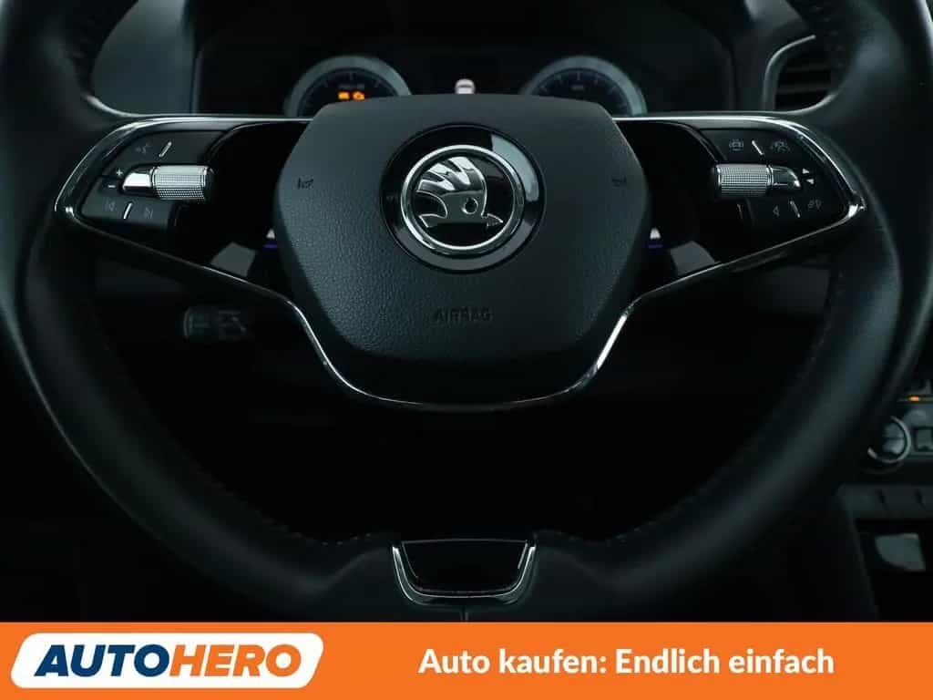 Skoda Karoq 1.5 TSI ACT Clever Aut.*NAVI*LED*ACC* 02/2022-photo-18