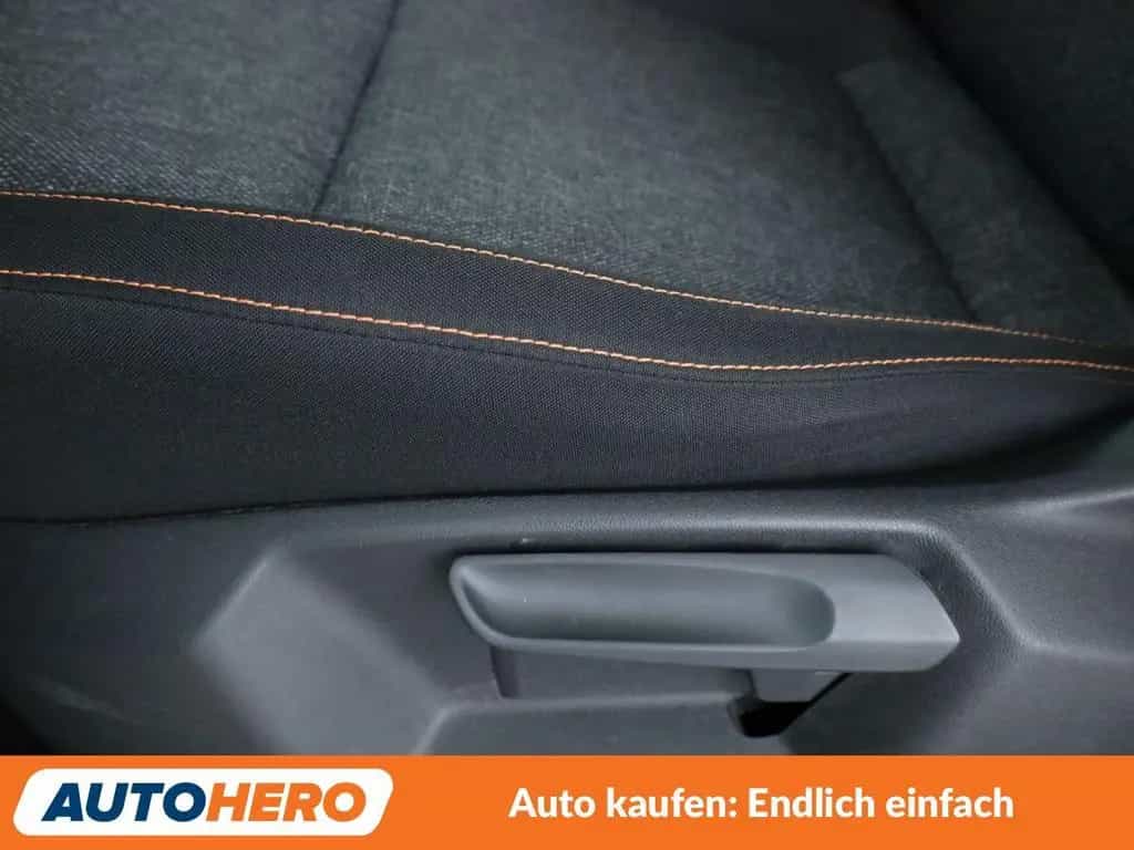 Skoda Karoq 1.5 TSI ACT Clever Aut.*NAVI*LED*ACC* 02/2022-photo-28