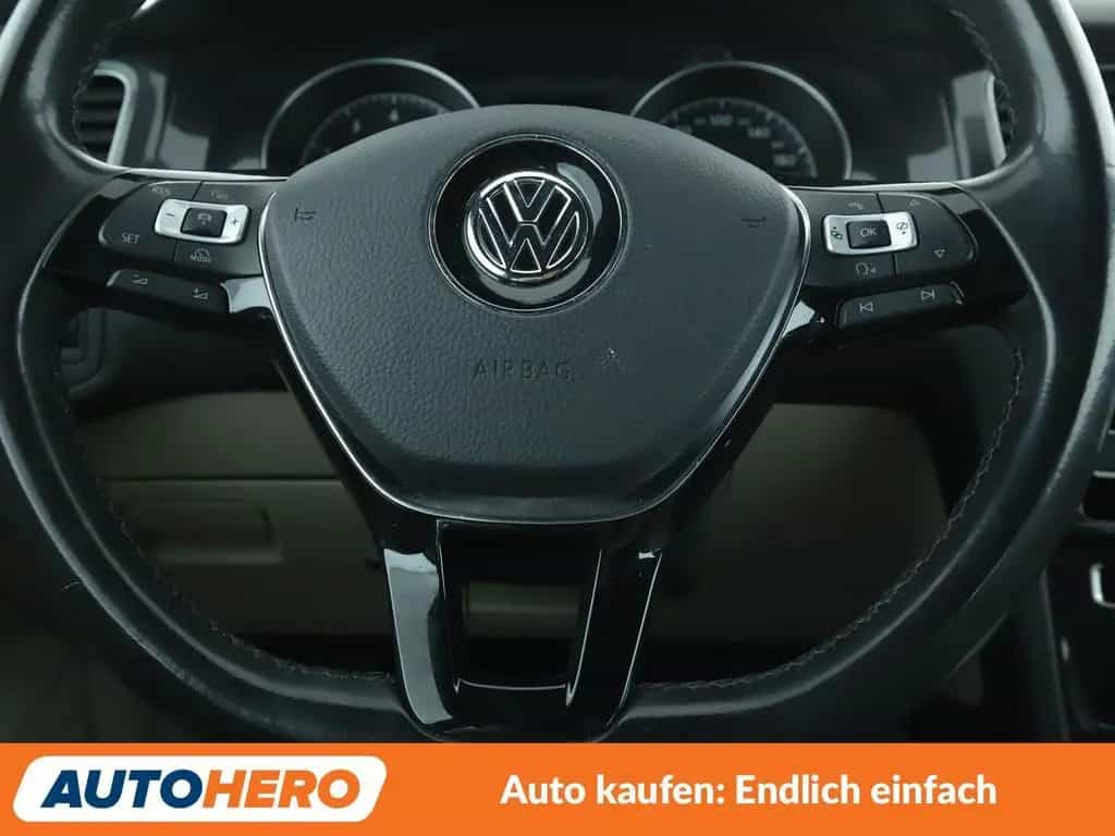 Volkswagen Golf VII 1.0 TSI Comfortline BMT*ACC*PDC*KLIMA* 03/2017-photo-18