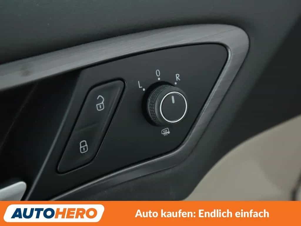 Volkswagen Golf VII 1.0 TSI Comfortline BMT*ACC*PDC*KLIMA* 03/2017-photo-26