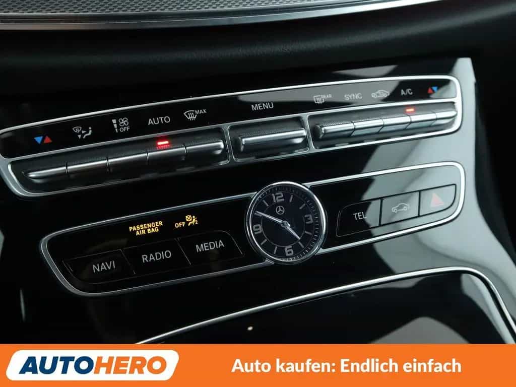 Mercedes-Benz E 220 d AMG Line Aut. *LED*VC*360°*SHZ*TEMPO* 10/2019-photo-22