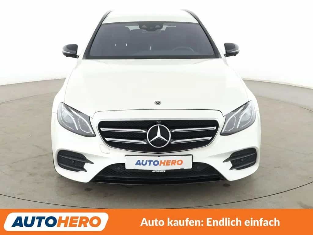 Mercedes-Benz E 220 d AMG Line Aut. *LED*VC*360°*SHZ*TEMPO* 10/2019-photo-8