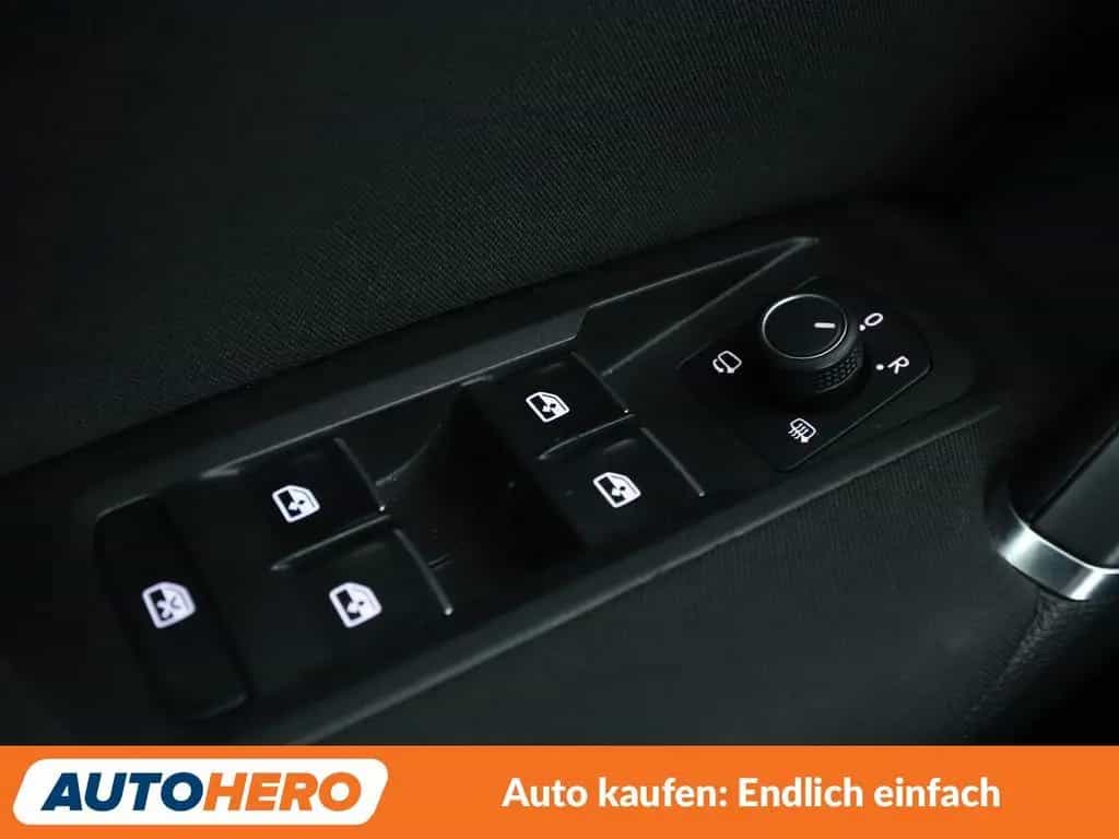 Volkswagen Touran 1.4 TSI Comfortline BMT Aut.*NAVI*ACC*LED 01/2017-photo-23
