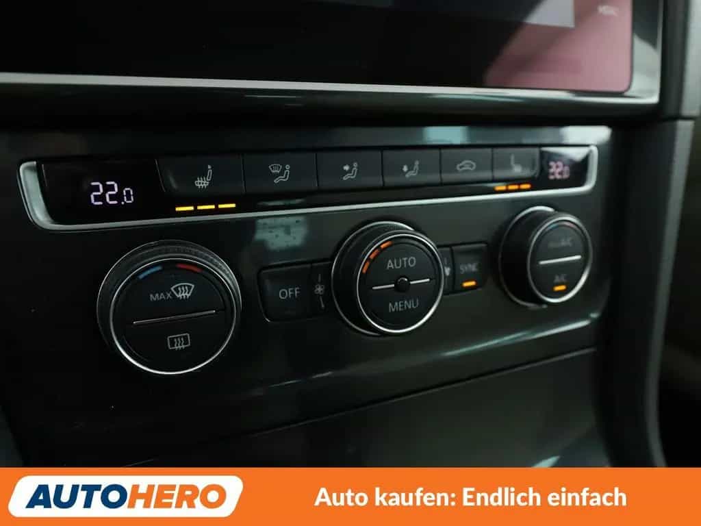 Volkswagen Golf VII 1.5 TSI ACT Comfortline BMT Aut.*PANO* 06/2017-photo-21