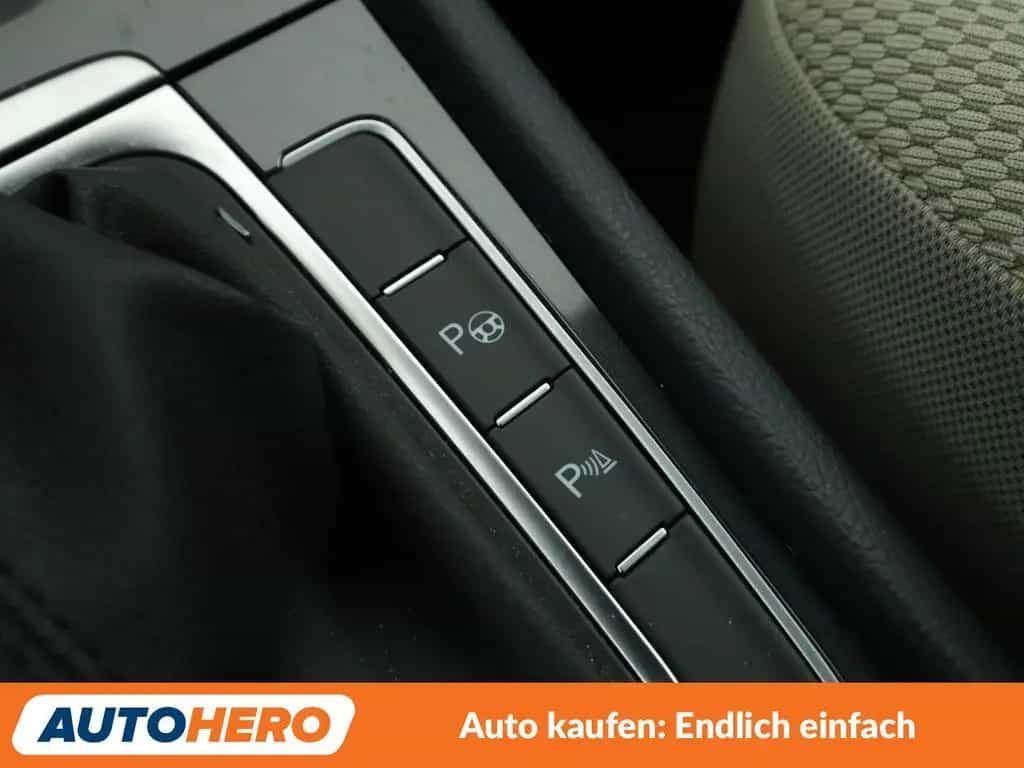 Volkswagen Golf VII 1.5 TSI ACT Comfortline BMT Aut.*PANO* 06/2017-photo-25