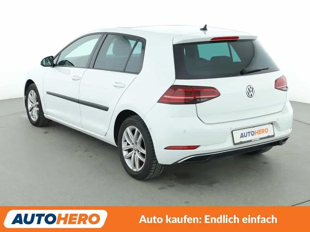 Volkswagen Golf VII 1.5 TSI ACT Comfortline BMT Aut.*PANO* 06/2017-photo-3
