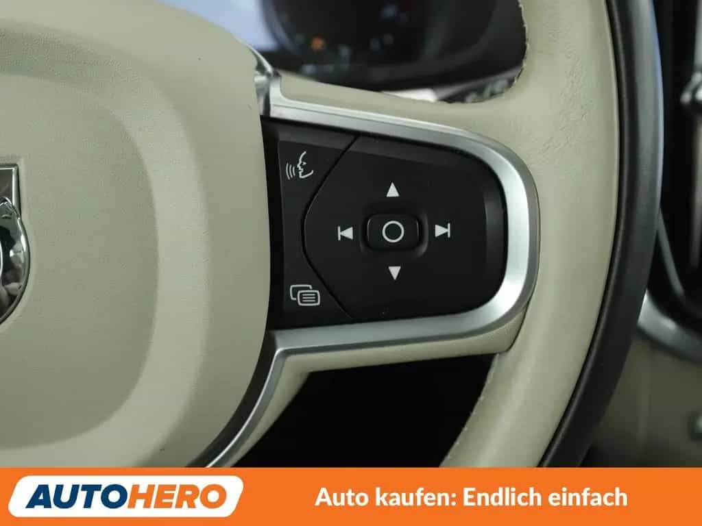 Volvo V60 2.0 D4 Momentum Aut.*NAV*LED*ACC*CAM*PDC*SHZ 06/2018-photo-24