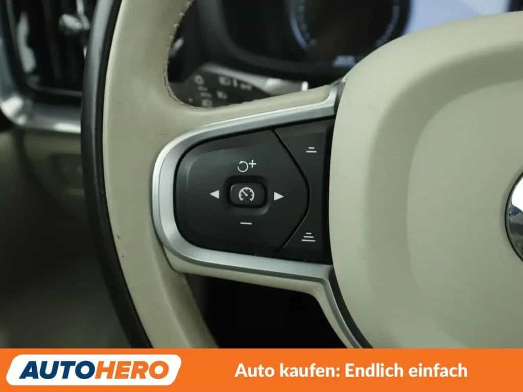 Volvo V60 2.0 D4 Momentum Aut.*NAV*LED*ACC*CAM*PDC*SHZ 06/2018-photo-25