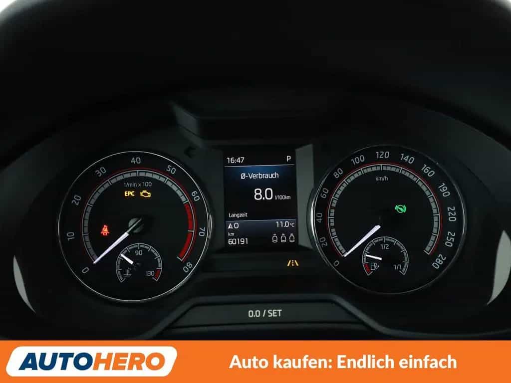 Skoda Octavia 2.0 TSI RS Aut.*APP*NAVI*LED*ACC* 01/2018-photo-11