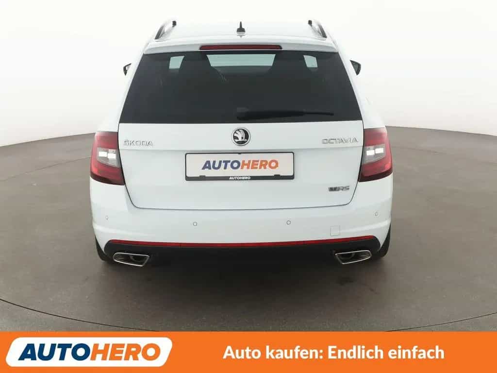 Skoda Octavia 2.0 TSI RS Aut.*APP*NAVI*LED*ACC* 01/2018-photo-27