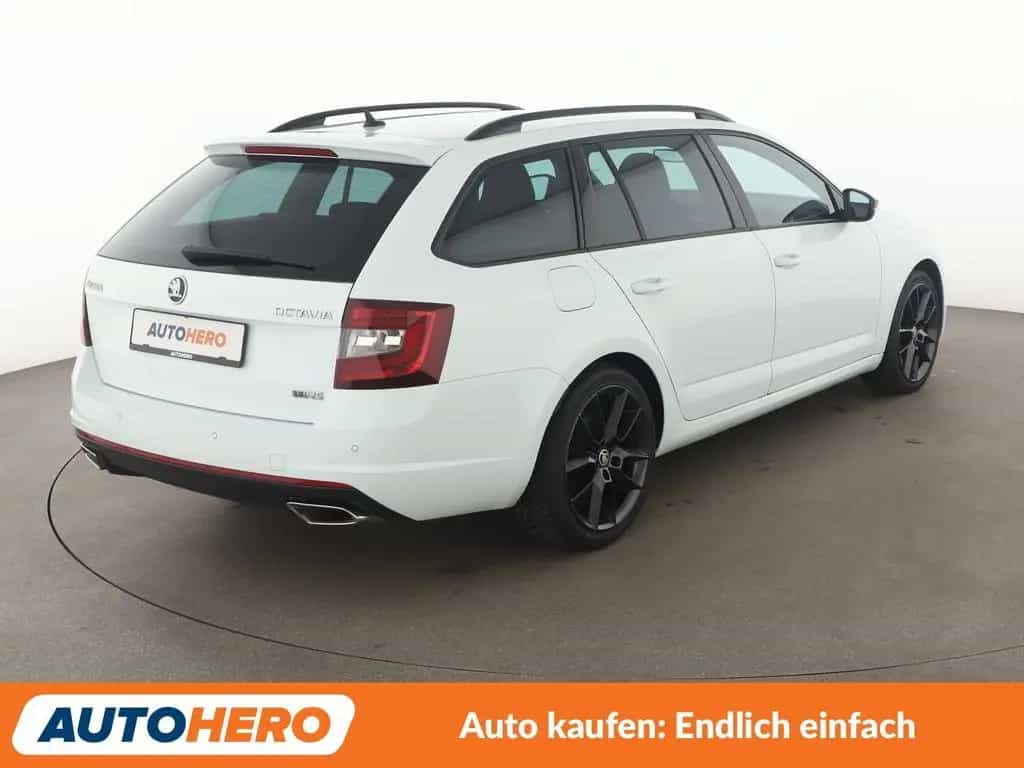Skoda Octavia 2.0 TSI RS Aut.*APP*NAVI*LED*ACC* 01/2018-photo-3