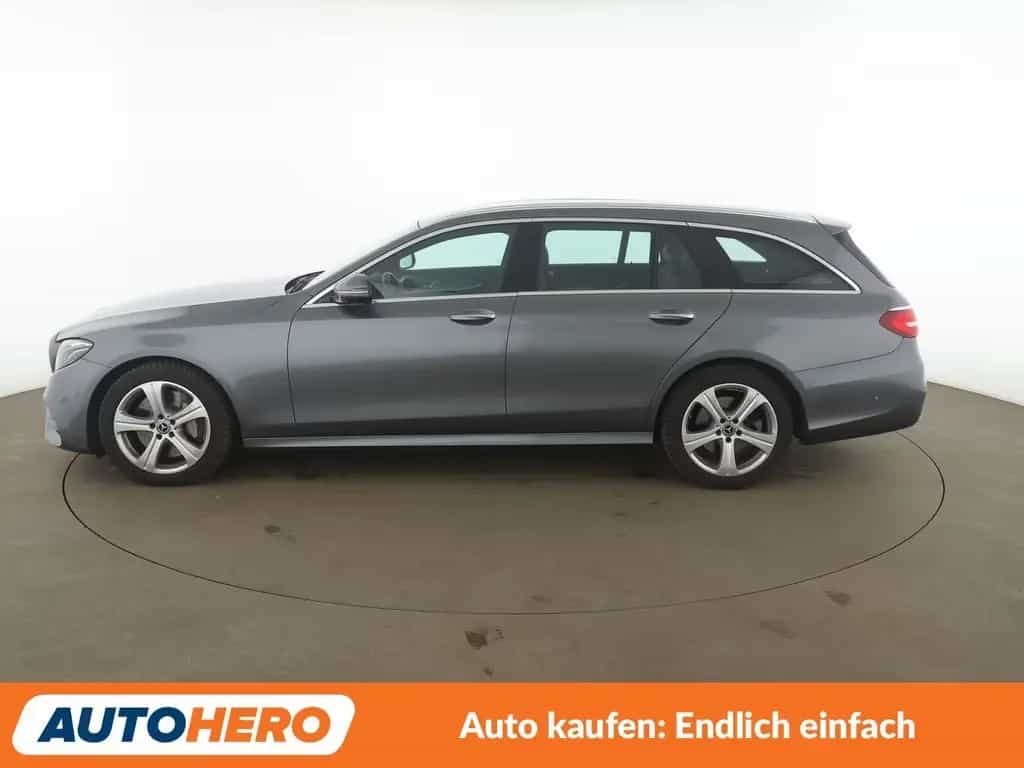 Mercedes-Benz E 400 d T 4Matic AMG Line Aut.*LED*ACC*PDC*SHZ* 11/2019-photo-2