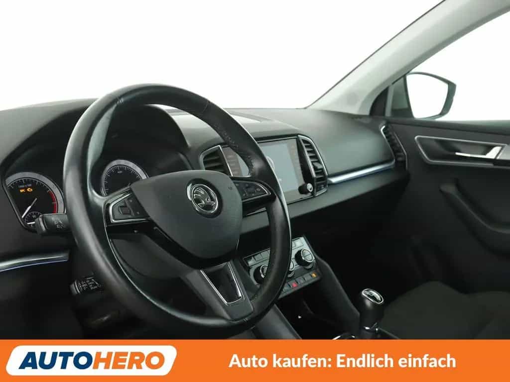 Skoda Karoq 1.5 TSI ACT Style*LED*ACC*PDC*SHZ*KLIMA* 05/2018-photo-10