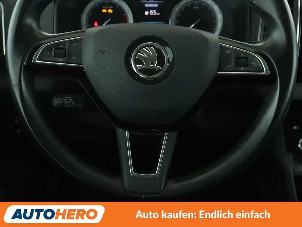 Skoda Karoq 1.5 TSI ACT Style*LED*ACC*PDC*SHZ*KLIMA* 05/2018-photo-18