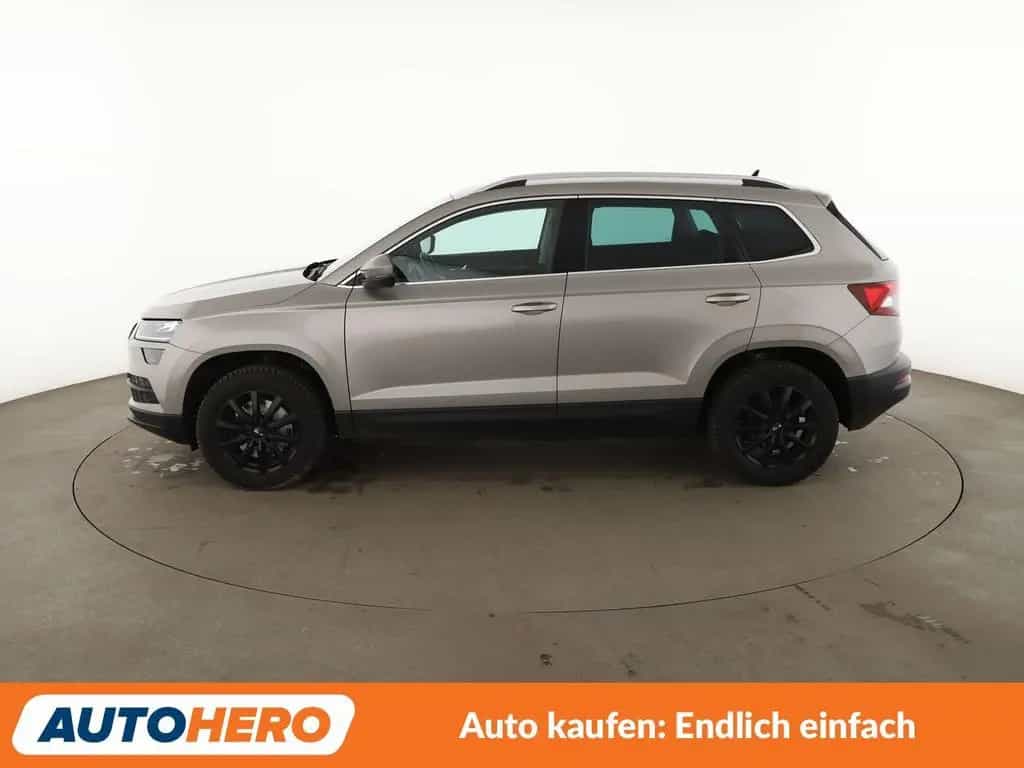 Skoda Karoq 1.5 TSI ACT Style*LED*ACC*PDC*SHZ*KLIMA* 05/2018-photo-2