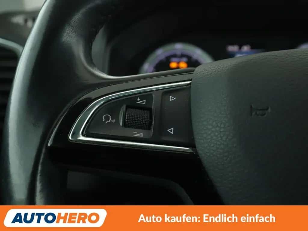 Skoda Karoq 1.5 TSI ACT Style*LED*ACC*PDC*SHZ*KLIMA* 05/2018-photo-29