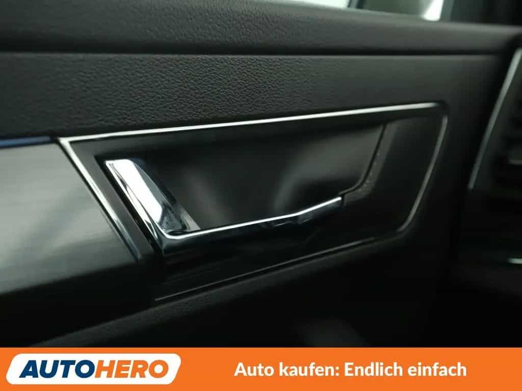 Skoda Karoq 1.5 TSI ACT Style*LED*ACC*PDC*SHZ*KLIMA* 05/2018-photo-31