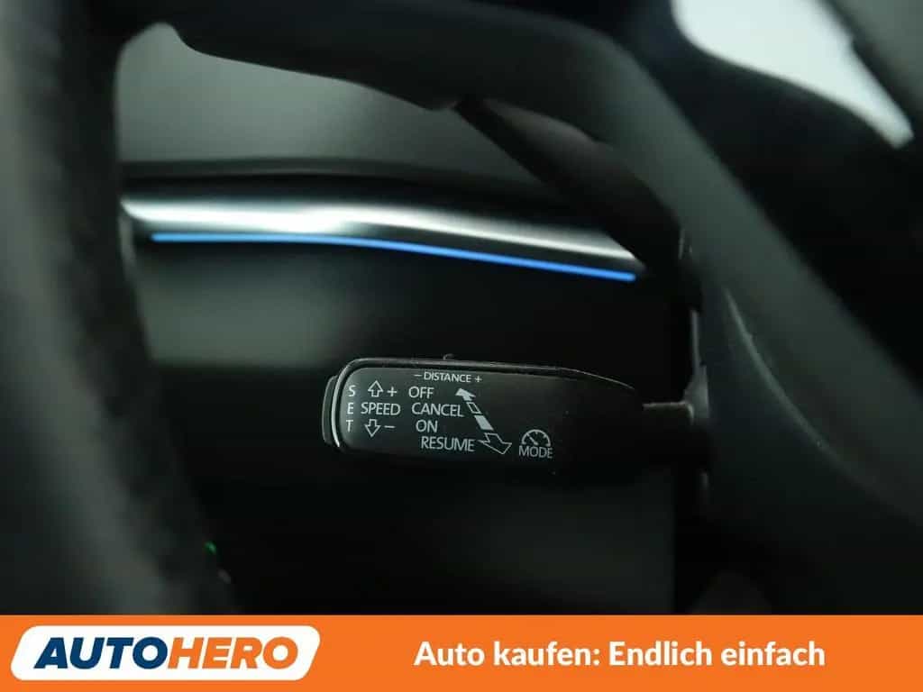 Skoda Karoq 1.5 TSI ACT Style*LED*ACC*PDC*SHZ*KLIMA* 05/2018-photo-33