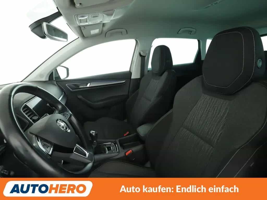 Skoda Karoq 1.5 TSI ACT Style*LED*ACC*PDC*SHZ*KLIMA* 05/2018-photo-9
