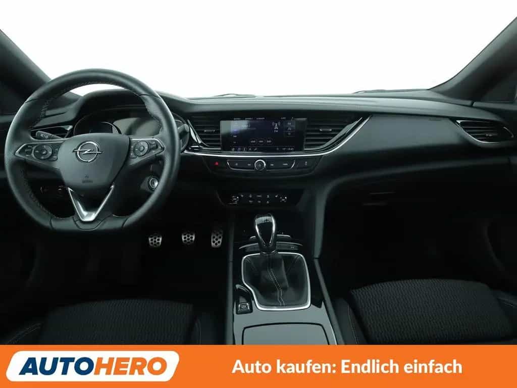 Opel Insignia Grand Sport 1.5 SIDI Turbo INNOVATION 07/2020-photo-11