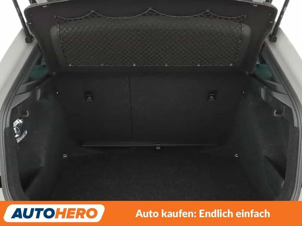Skoda Scala 1.0 TSI Style Aut.*NAV*LED*ACC*CAM*PDC*SHZ 05/2023-photo-17