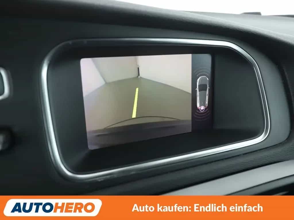 Volvo V40 2.0 T2 Momentum *NAV*TEMP*CAM*PDC*SHZ*ALU* 05/2019-photo-21