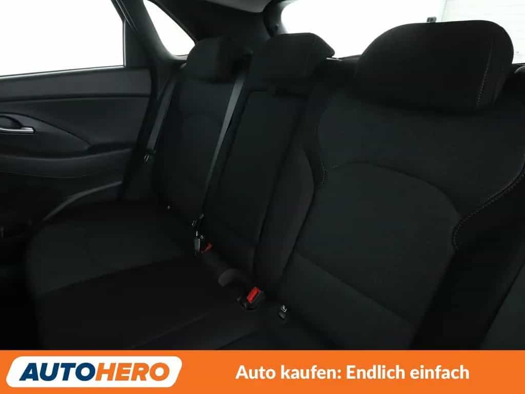 Hyundai i30 1.0 T-GDI Mild-Hybrid Intro Edition*NAVI*CAM 02/2021-photo-13