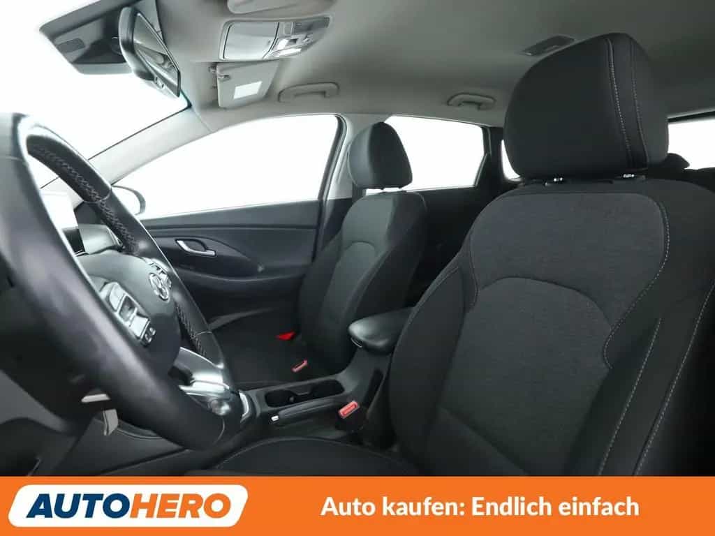 Hyundai i30 1.0 T-GDI Mild-Hybrid Intro Edition*NAVI*CAM 02/2021-photo-9