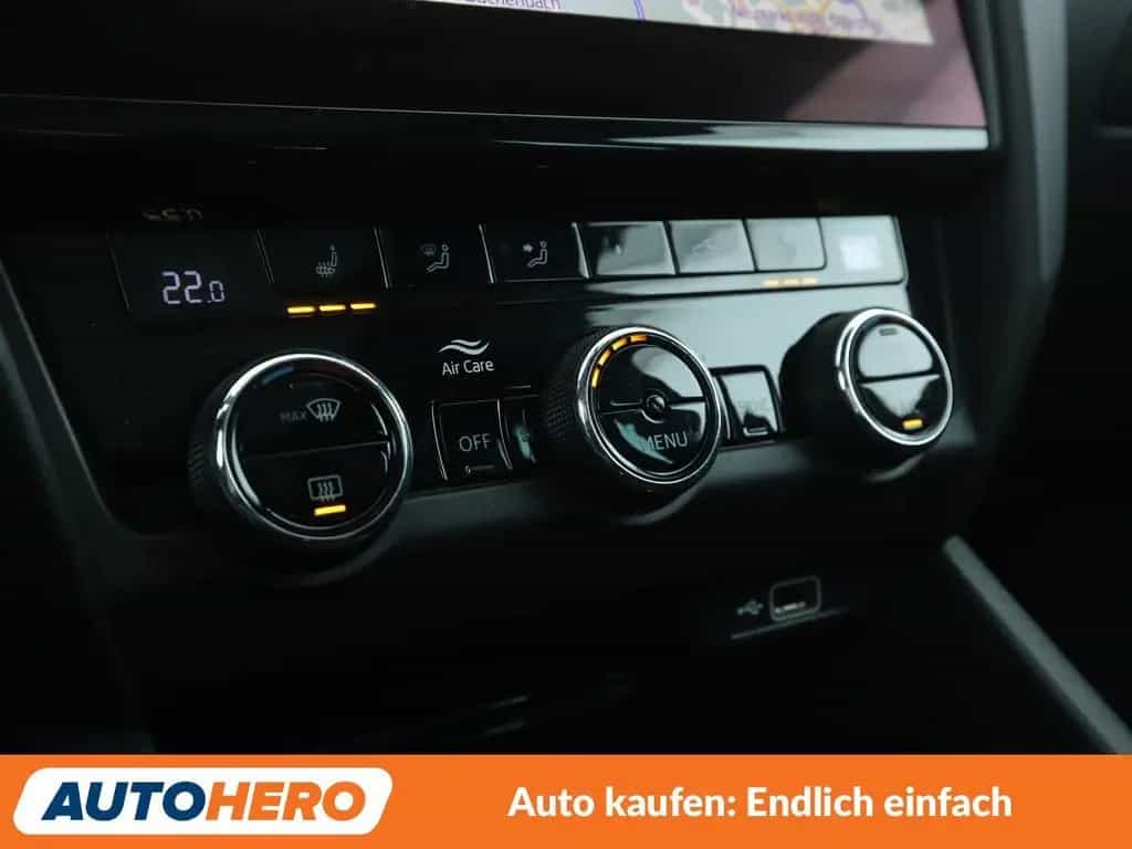 Skoda Octavia 2.0 TSI RS 245 Aut.*NAVI*TEMPO*PLA*LED* 08/2019-photo-23
