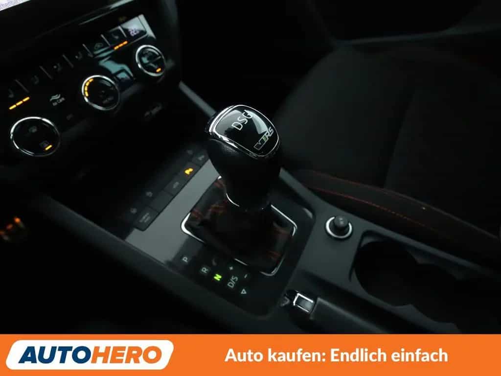 Skoda Octavia 2.0 TSI RS 245 Aut.*NAVI*TEMPO*PLA*LED* 08/2019-photo-24